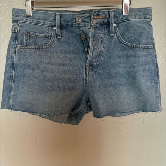 Hudson jeans denim short in size 26 - Picture 2 of 7